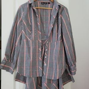 7th Avenue NY and Co high low blouse pink peach white and black colours